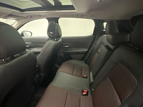 New 2026 Nissan Kicks SR w/ SR Premium Package AWD/4WD image 10