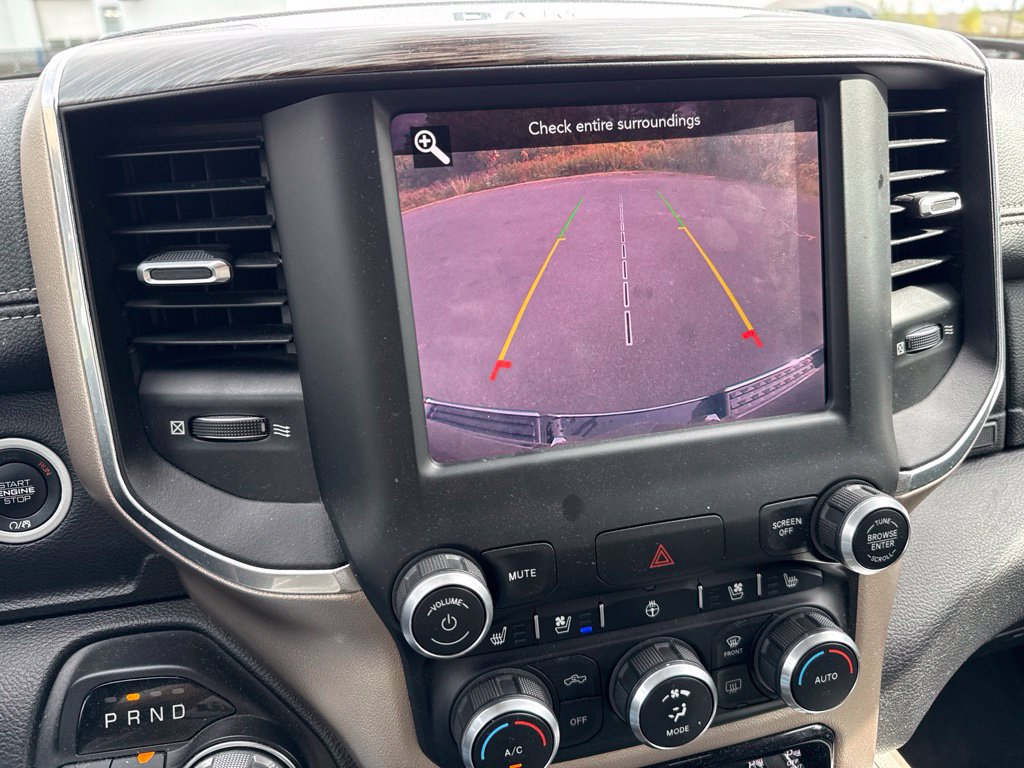 Used 2019 RAM 1500 Laramie AWD/4WD image 14