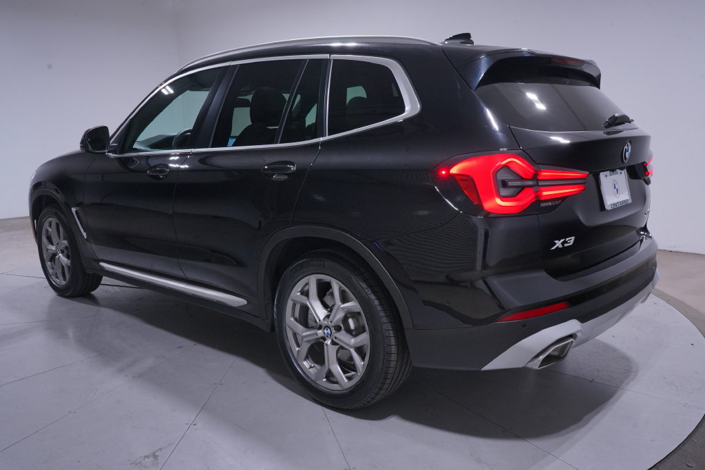 Used 2024 BMW X3 xDrive30i w/ Convenience Package AWD/4WD image 3