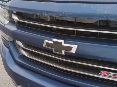 Used 2017 Chevrolet Silverado 1500 LTZ Z71 w/ LTZ Plus Package image 12