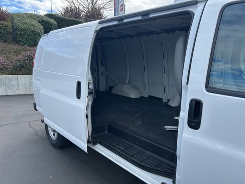 Used 2023 Chevrolet Express 2500 Extended w/ Driver Convenience Package image 7