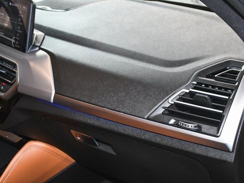 Used 2025 BMW X4 xDrive30i image 67