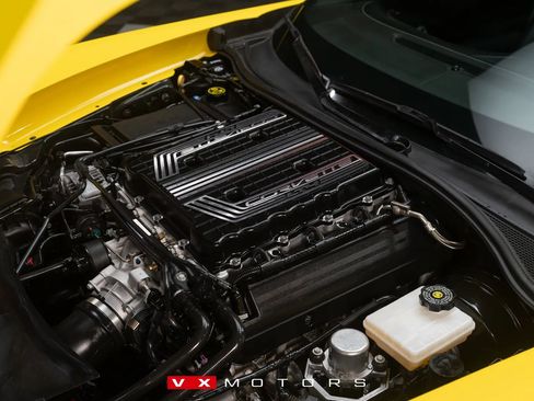 Used 2019 Chevrolet Corvette Z06 image 3