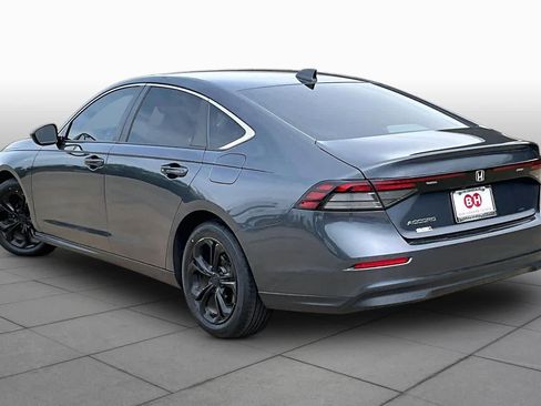 Used 2023 Honda Accord LX image 11
