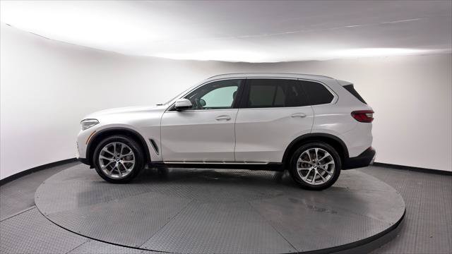 Used 2023 BMW X5 xDrive40i w/ Premium Package AWD/4WD image 3