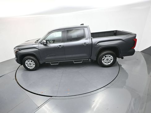 Used 2026 Toyota Tundra SR5 w/ SR5 Premium Package AWD/4WD image 25