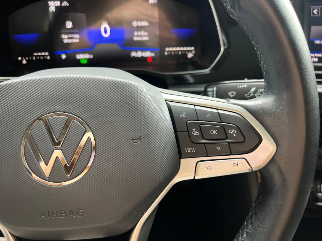 Used 2023 Volkswagen Jetta SE FWD image 16