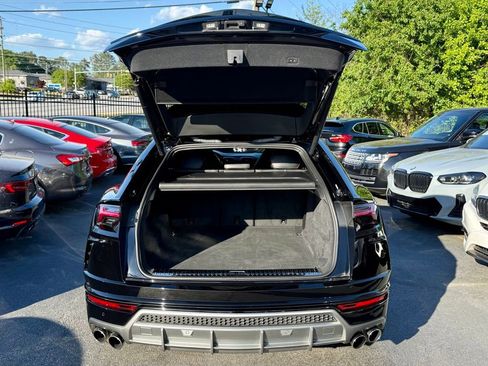 Used 2020 Lamborghini Urus AWD/4WD image 12