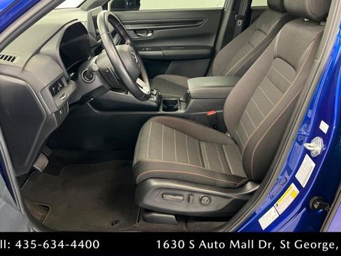 Used 2025 Honda CR-V Sport image 17