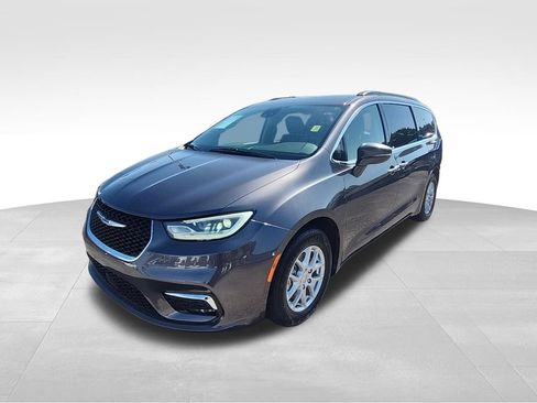 Certified 2022 Chrysler Pacifica Touring-L FWD image 16
