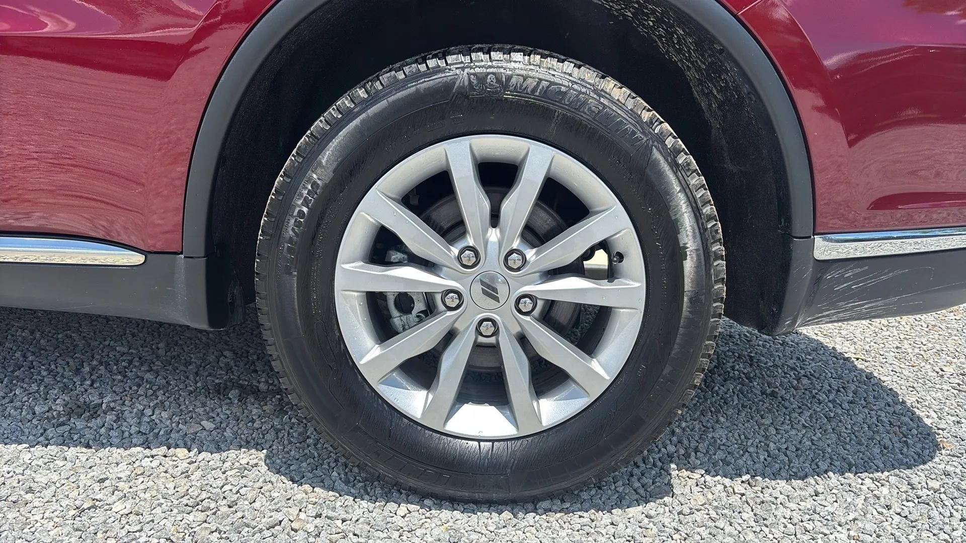 Used 2023 Dodge Durango SXT AWD/4WD image 2