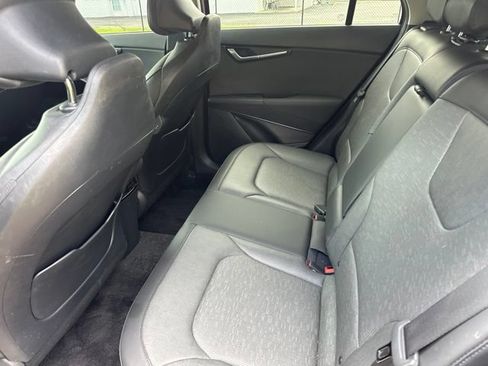 Certified 2024 Kia Niro FWD image 15