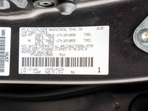 Used 2026 Toyota Tundra Platinum w/ TRD Off-Road Package AWD/4WD image 42