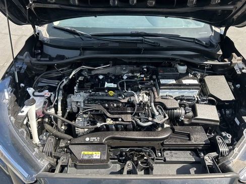 Used 2024 Toyota Corolla Cross LE image 13