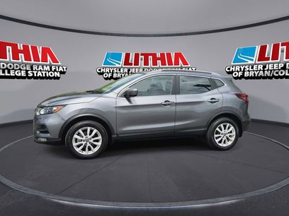 Used 2022 Nissan Rogue Sport SV w/ Technology Package