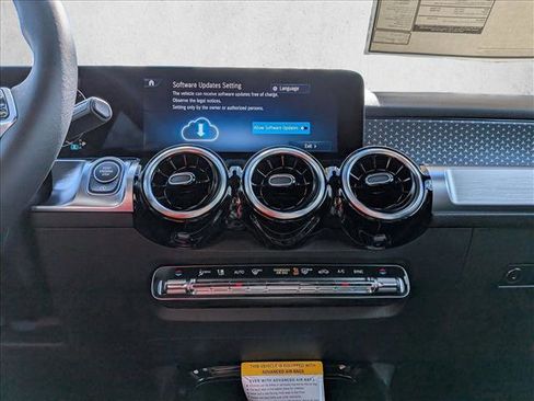 New 2026 Mercedes-Benz GLB 250 GLB 250 image 11