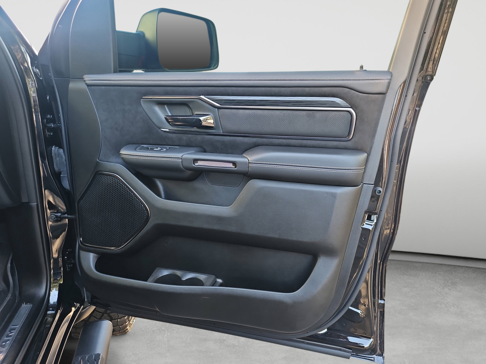 Used 2026 RAM 1500 RHO AWD/4WD image 36