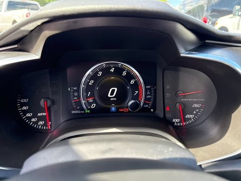 Used 2016 Chevrolet Corvette Stingray Coupe RWD image 30
