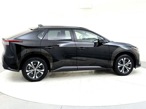 Certified 2023 Toyota bZ4X XLE image 6