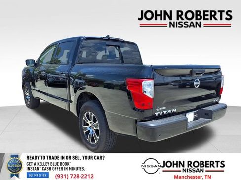 Used 2024 Nissan Titan SV RWD image 15
