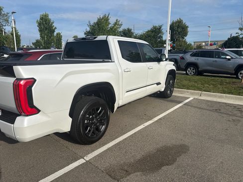 Used 2025 Toyota Tundra SR5 AWD/4WD image 5