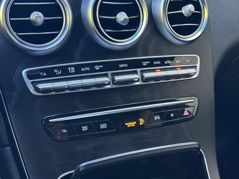 Certified 2021 Mercedes-Benz GLC 300 4MATIC image 21