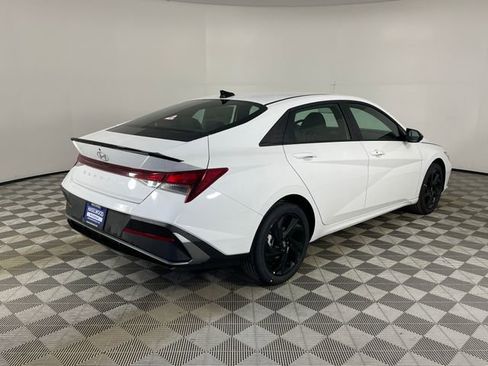 New 2026 Hyundai Elantra Sport FWD image 22