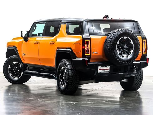 Used 2024 GMC Hummer EV 2X w/ Extreme Off-Road Package image 12