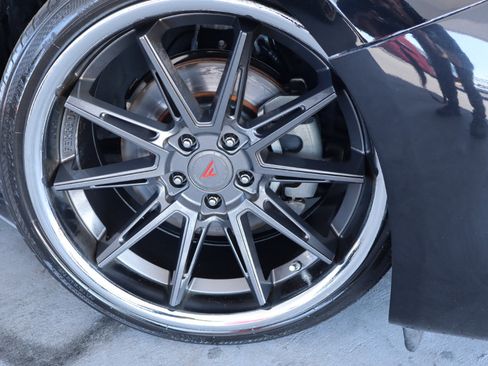 Used 2017 INFINITI Q60 3.0t w/ Premium Plus Package 3.0T image 3