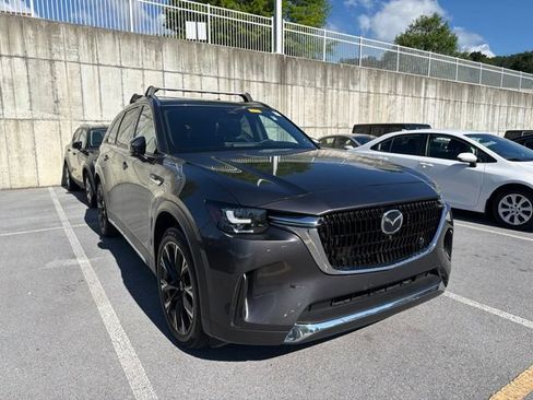 Used 2024 MAZDA CX-90 Plug-In Hybrid w/ Premium Plus AWD/4WD image 3