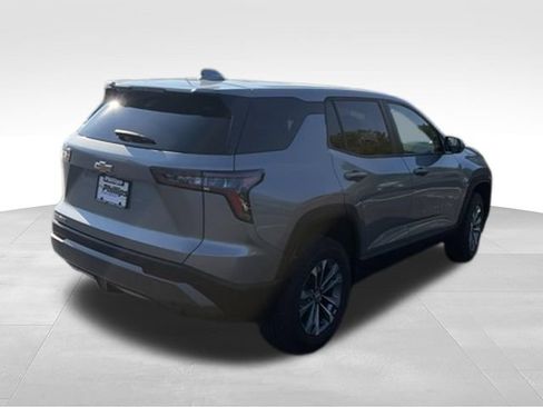 Used 2026 Chevrolet Equinox LT w/ LPO, Floor Liner Package FWD image 3