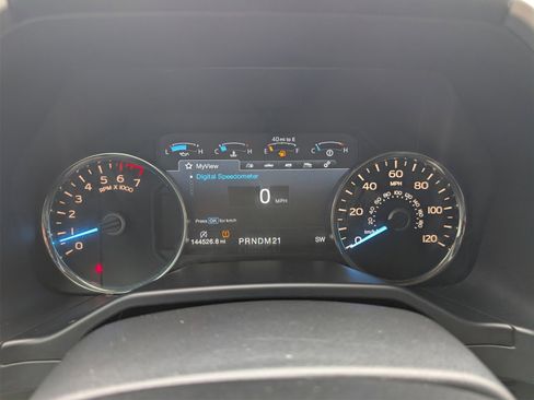 Used 2016 Ford F150 Lariat image 18