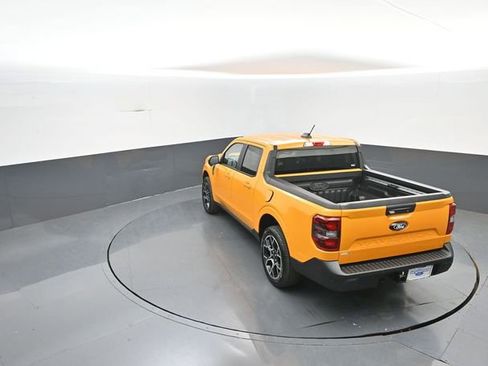 New 2026 Ford Maverick Lariat image 22