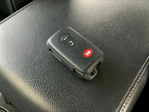 Used 2019 Toyota 4Runner Limited image 14