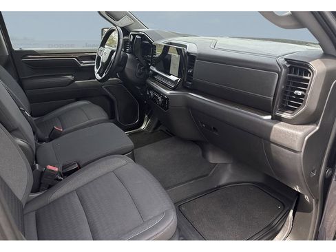 Used 2022 Chevrolet Silverado 1500 RST w/ Protection Package image 27