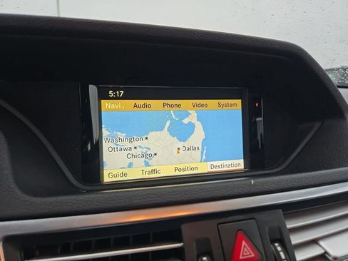 Used 2011 Mercedes-Benz E 350 Sedan image 28