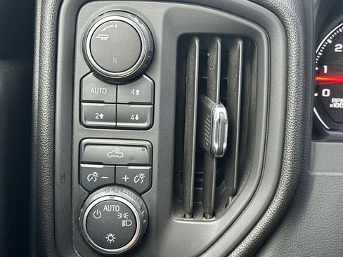 Used 2019 Chevrolet Silverado 1500 Custom Trail Boss w/ Custom Convenience Package image 39