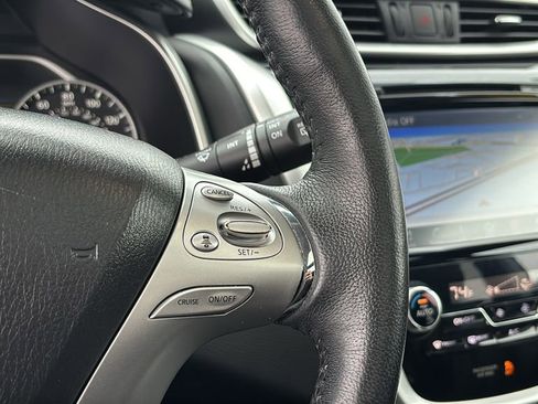 Used 2018 Nissan Murano Platinum w/ Cargo Package image 18