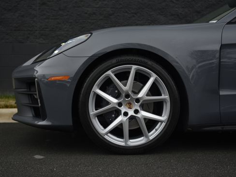 Certified 2026 Porsche Panamera 4 image 39
