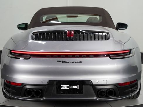 Used 2020 Porsche 911 Carrera S image 9