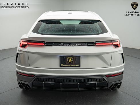Used 2022 Lamborghini Urus image 15