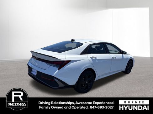 New 2026 Hyundai Elantra Sport FWD image 10