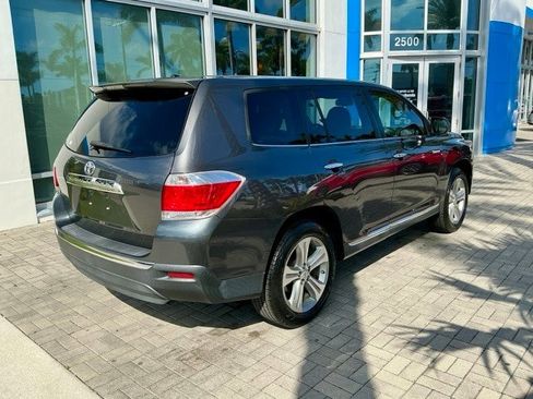 Used 2013 Toyota Highlander Limited image 6