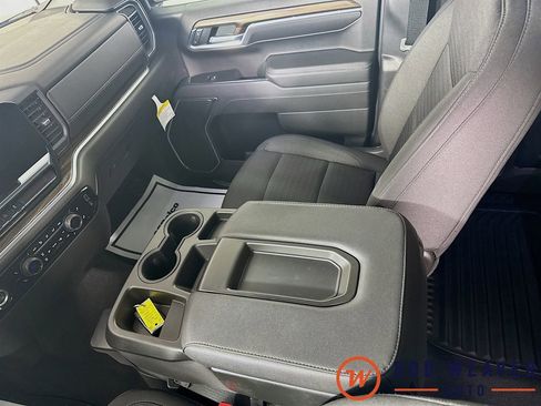 Used 2022 Chevrolet Silverado 1500 LT image 24