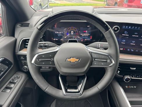 New 2026 Chevrolet Suburban High Country AWD/4WD image 9
