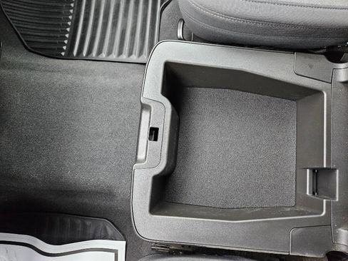 Used 2022 Chevrolet Silverado 1500 LT image 19