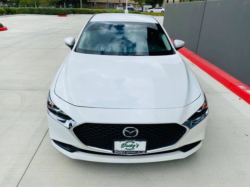Used 2020 MAZDA MAZDA3 Sedan FWD image 29