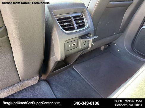 Used 2022 Chevrolet Blazer RS w/ Enhanced Convenience Package image 32