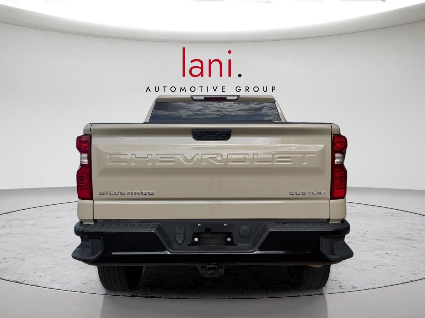 Used 2023 Chevrolet Silverado 1500 Custom Trail Boss AWD/4WD image 27