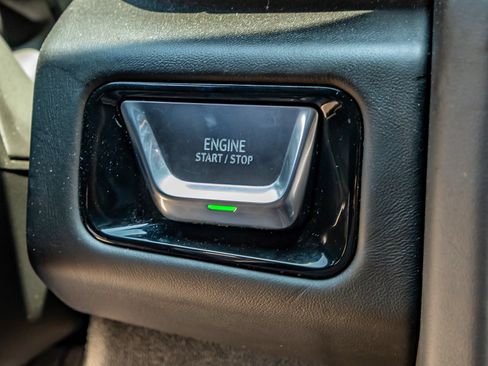 Used 2026 GMC Yukon AT4 Ultimate w/ LPO, Floor Liner Package AWD/4WD image 23